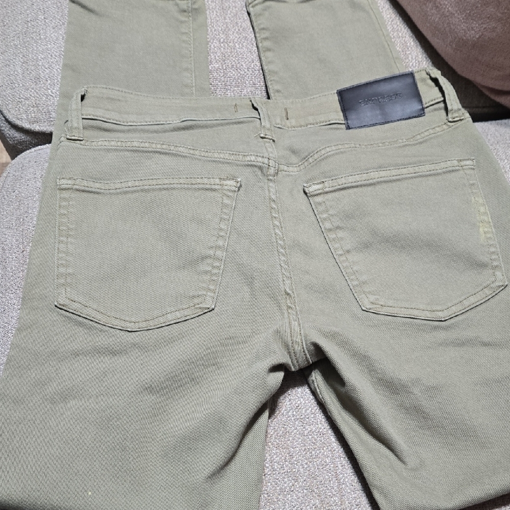 Express Men's Skinny Jeans in Olive - Picture 9 of 10